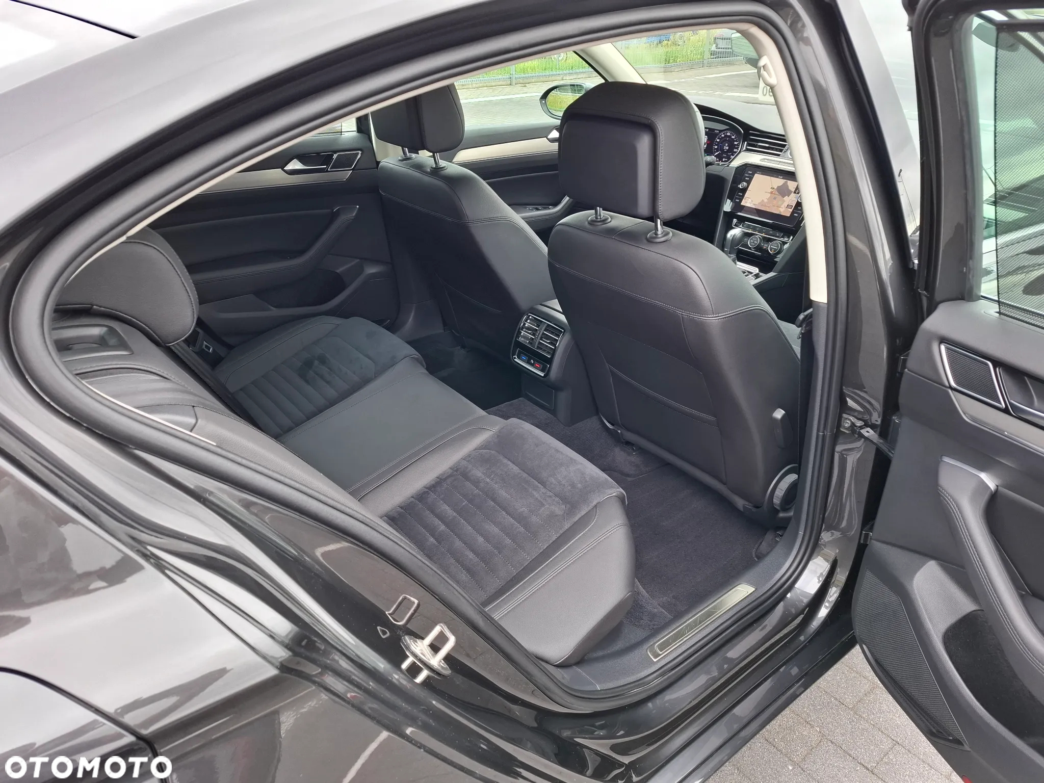 Volkswagen Passat 1.8 TSI BMT Highline DSG - 8