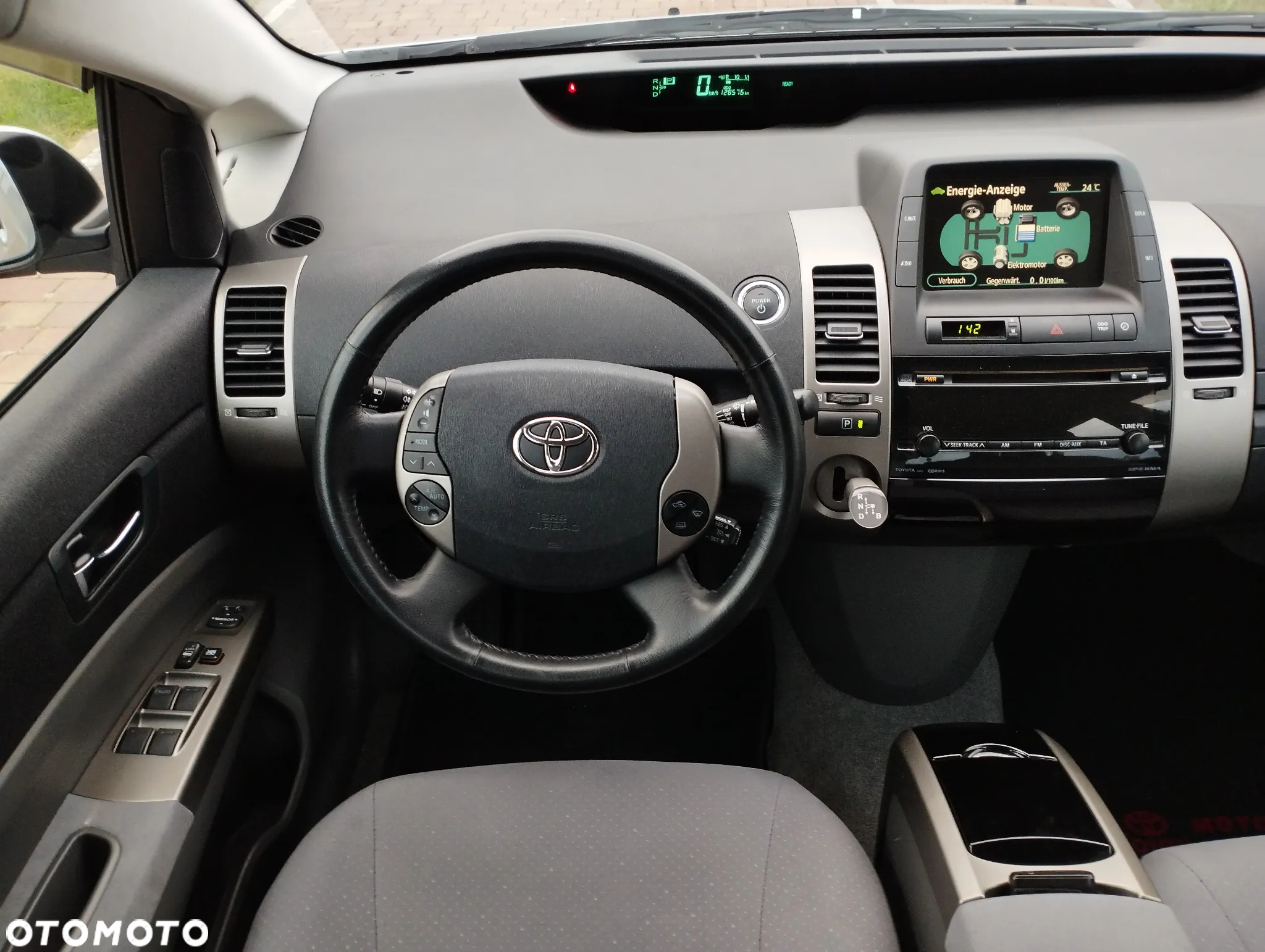 Toyota Prius - 14