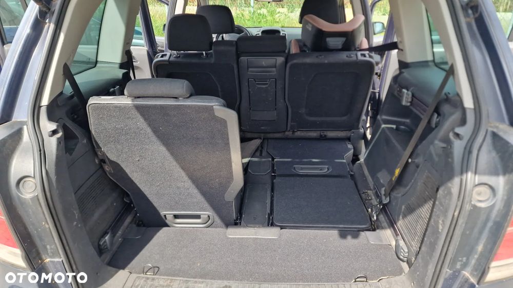 Opel Zafira 1.8 - 19