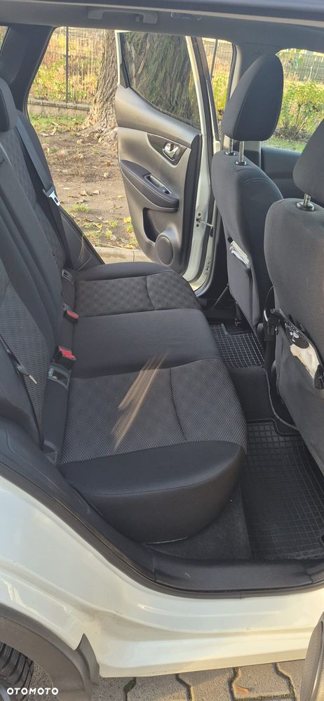 Nissan Qashqai 1.2 DIG-T N-Tec Xtronic EU6 - 11