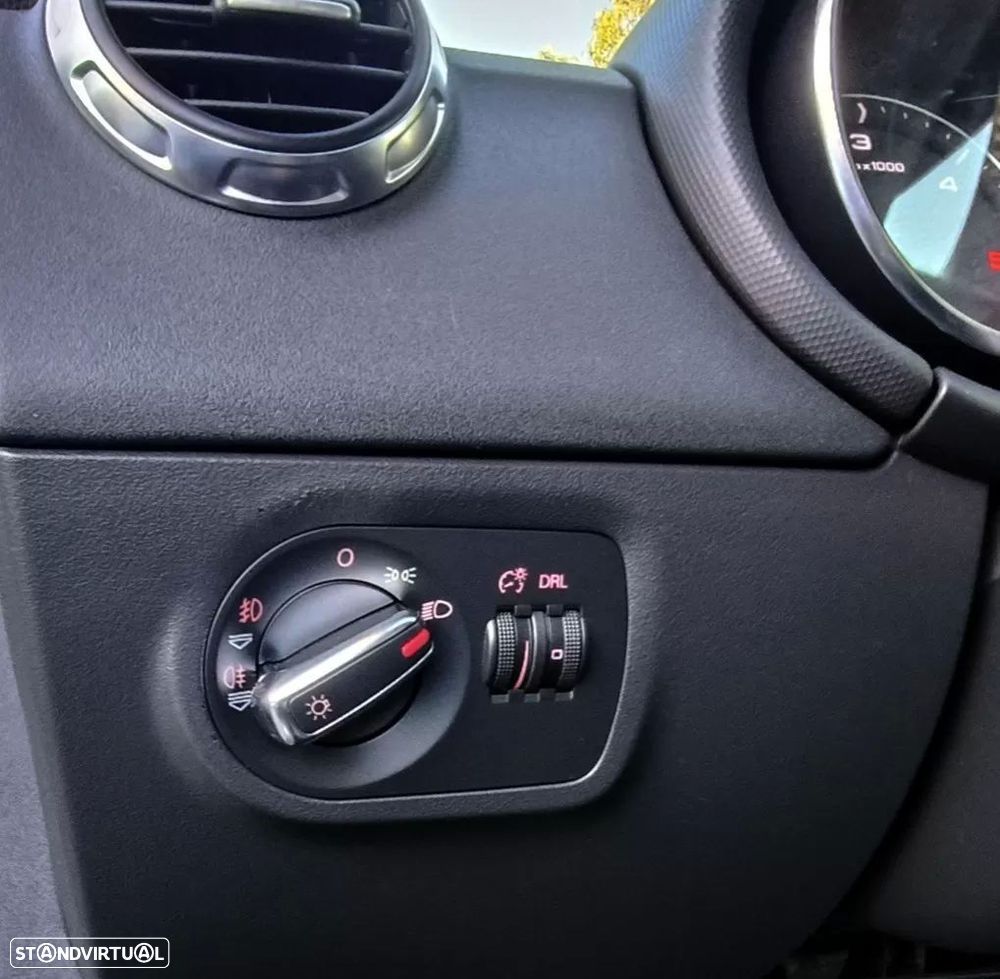 Audi TT Coupé 2.0 TDI quattro - 16