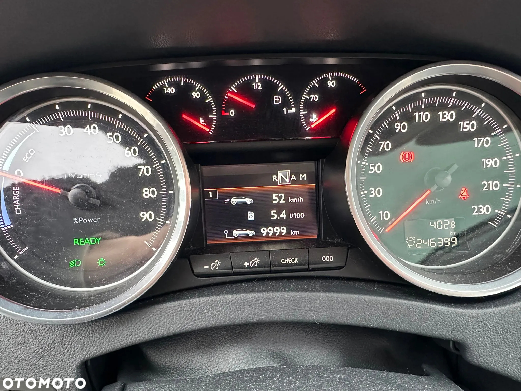Peugeot 508 RXH 2.0 HDi HYbrid4 - 12