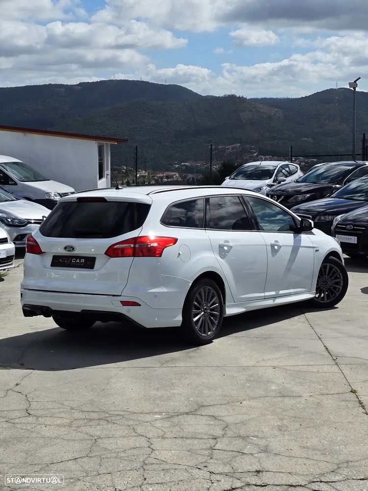 Ford Focus SW 1.0 EcoBoost S&S ST-LINE - 5