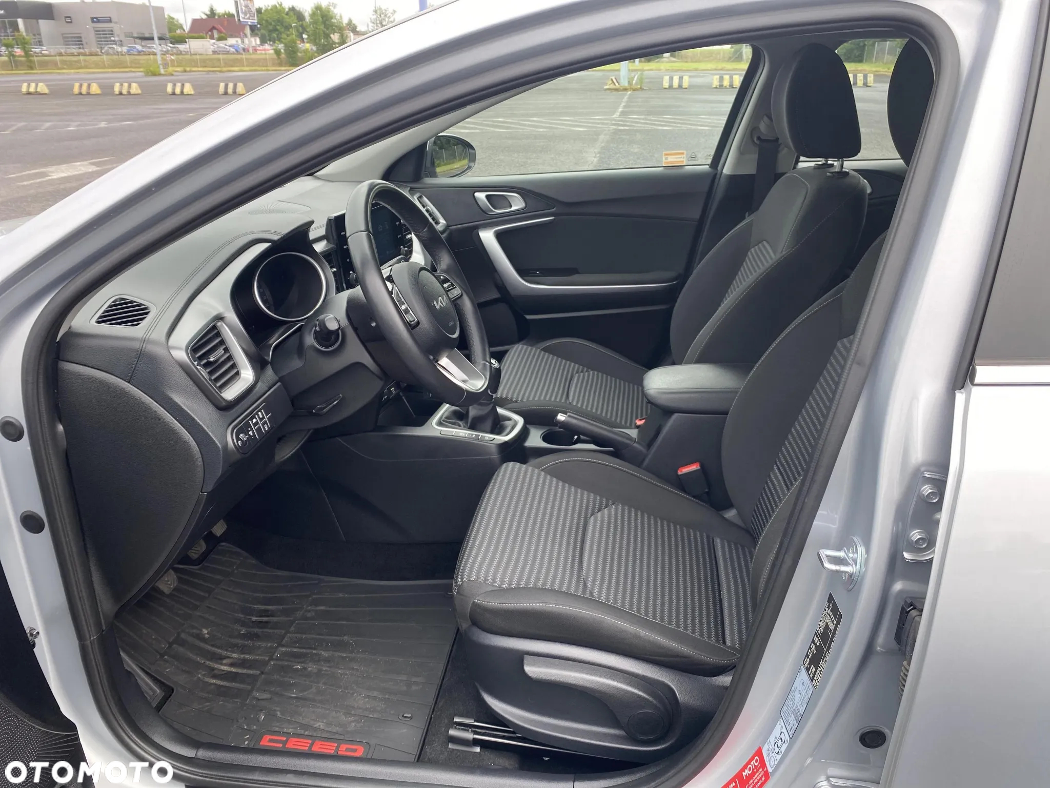 Kia Ceed 1.5 T-GDI M - 9