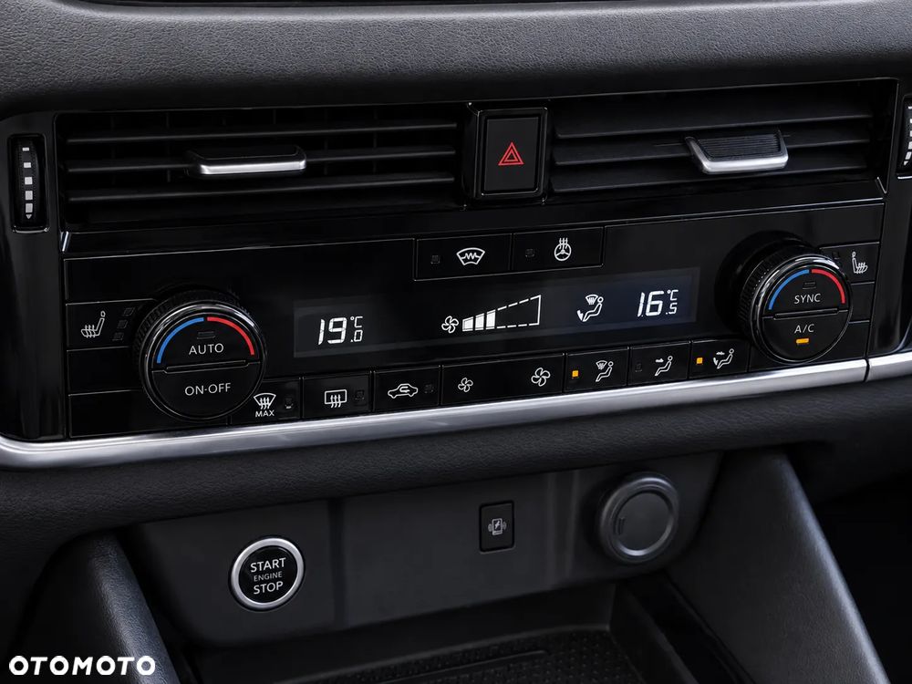 Nissan Qashqai 1.3 DIG-T MHEV N-Connecta Xtronic - 25