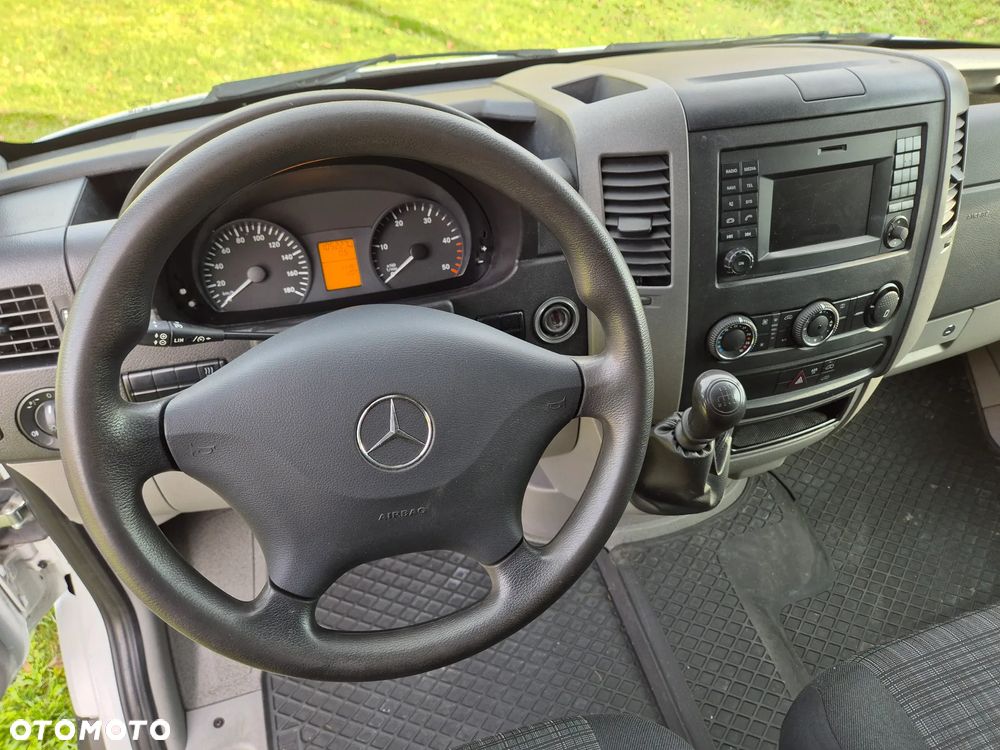 Mercedes-Benz SPRINTER 316 CDI L2H2 105 TYŚ KM UDOKUMENTOWANE SERWISOWANY ASO 3.5 TONY NA HAKU - 13