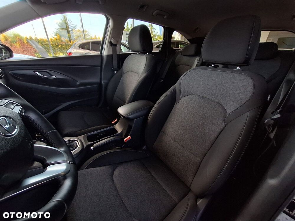 Hyundai i30 1.5 T-GDI 48V Smart DCT - 22