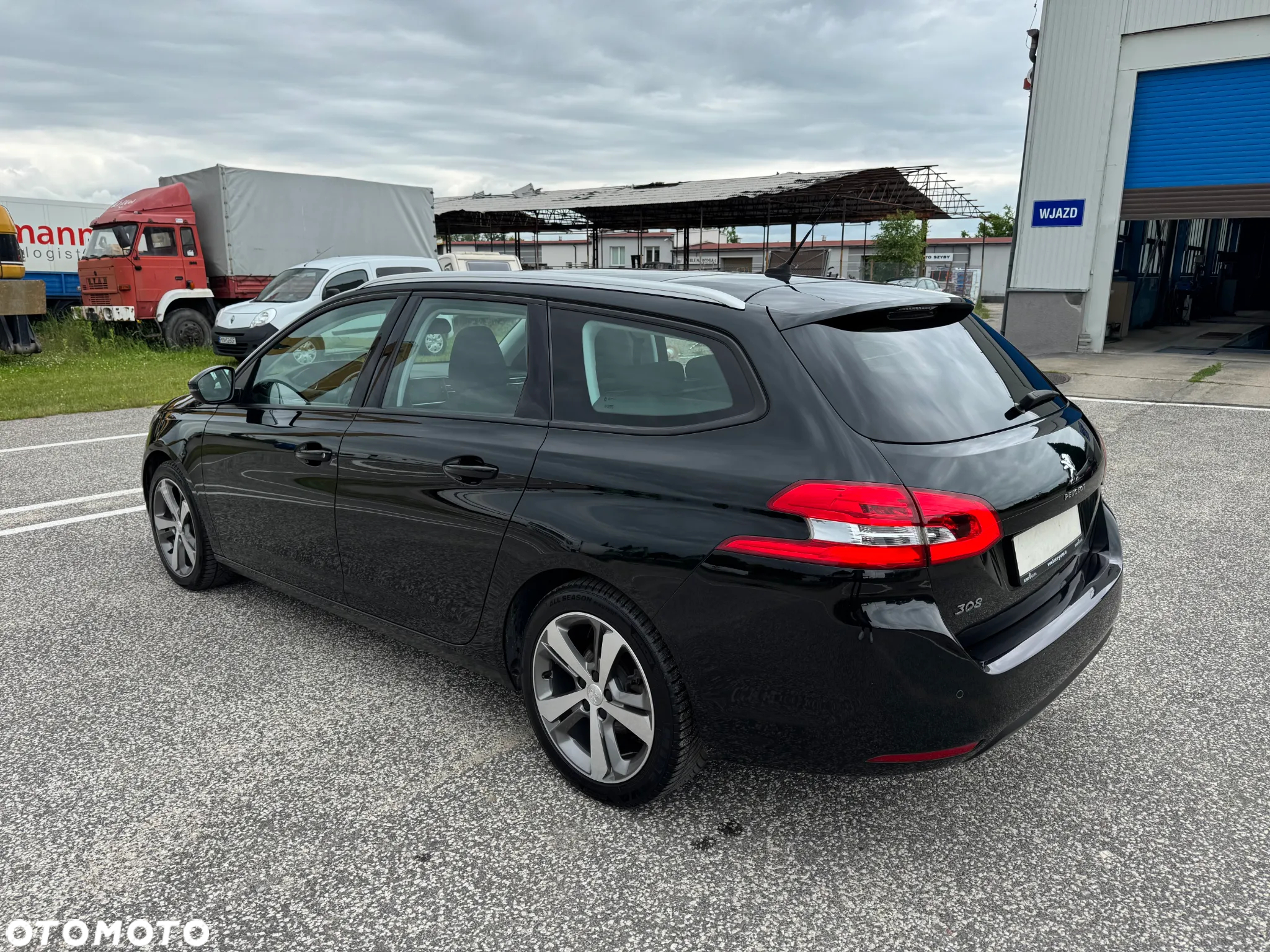 Peugeot 308 SW BlueHDi 130 EAT8 Stop & Start Allure Business-Paket - 37