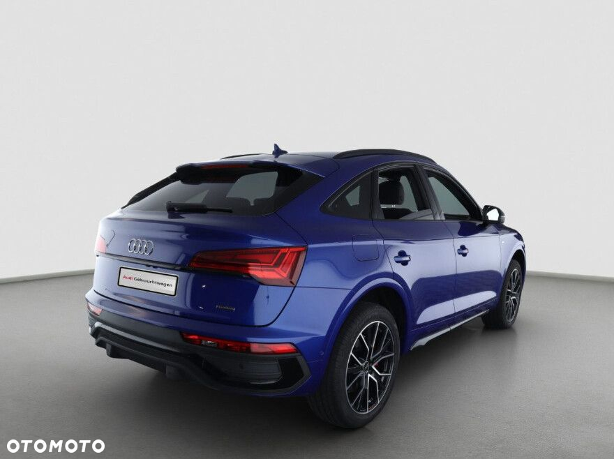 Audi Q5 Sportback - 4