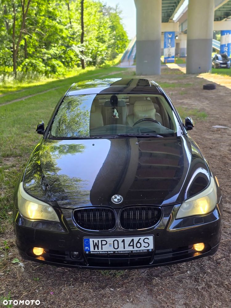 BMW Seria 5 525d - 4