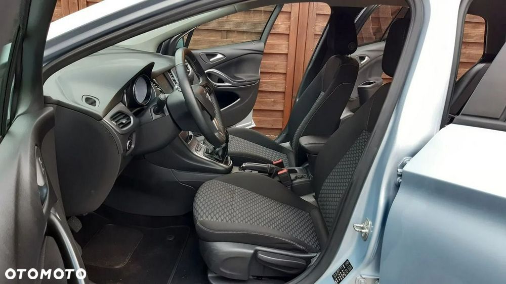 Opel Astra 1.4 Turbo Edition - 22