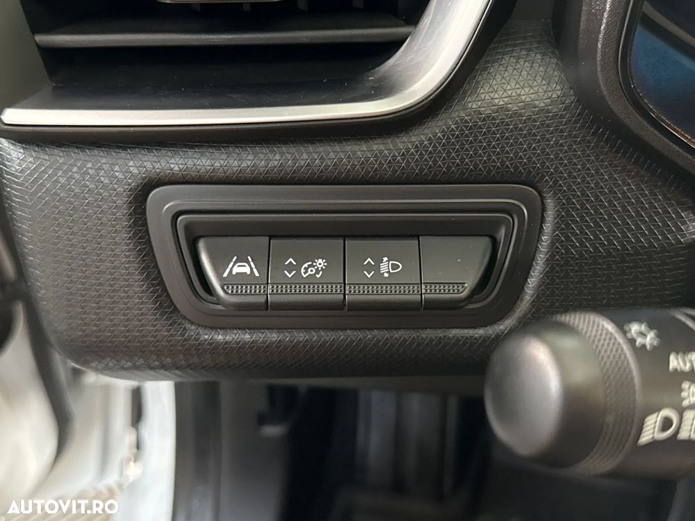 Renault Clio - 15