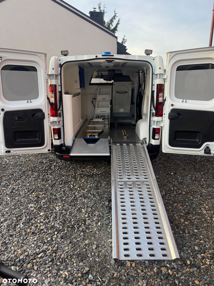 Renault Trafic - 4