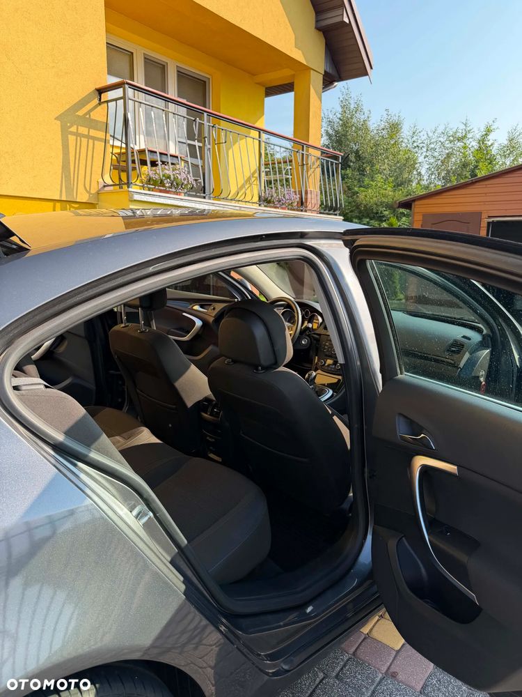 Opel Insignia 2.0 T Sport 4x4 - 14