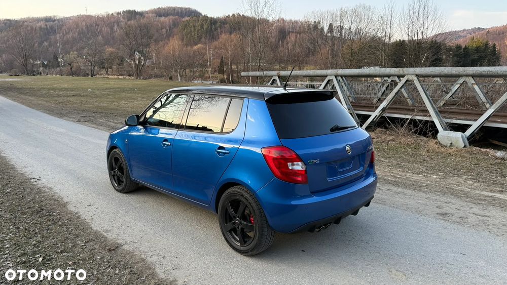 Skoda Fabia 1.4 TSI DSG RS - 7