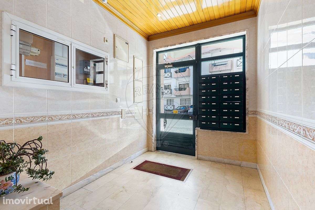 Apartamento T1 para venda - Grande imagem: 2/19