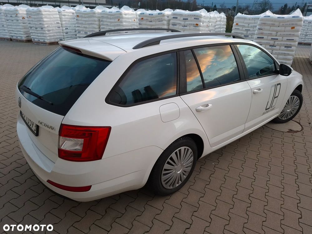 Skoda Octavia 1.4 TSI Ambition - 6