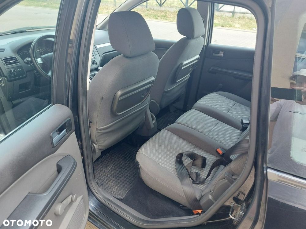 Ford Focus C-Max - 12