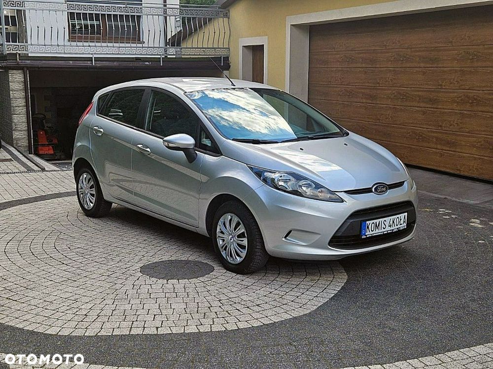 Ford Fiesta - 2