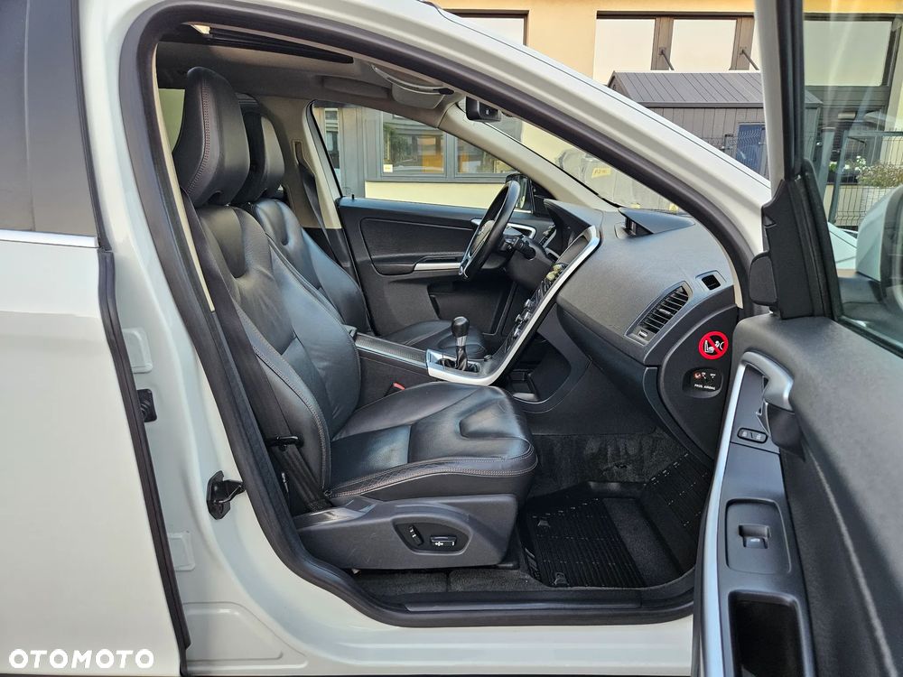 Volvo XC 60 DRIVe Summum - 12