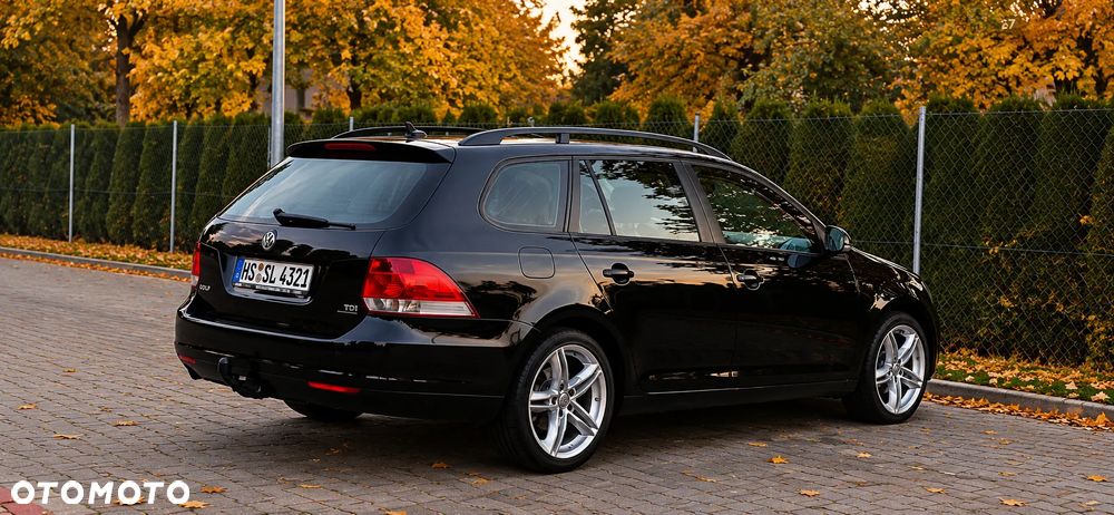 Volkswagen Golf 1.6 TDI DPF Highline - 3