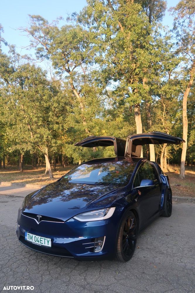 Tesla Model X Performance - 2