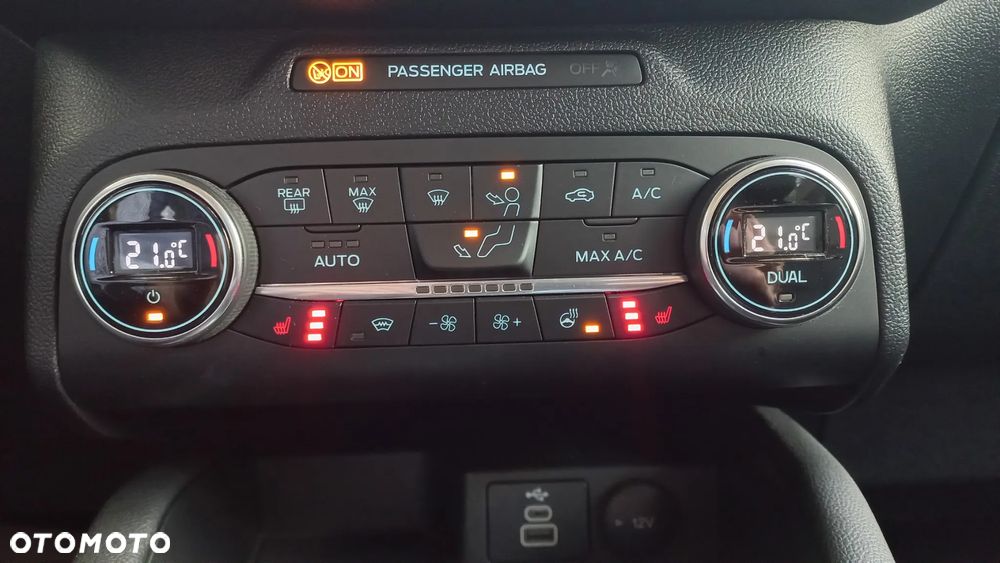 Ford Kuga 2.5 FHEV FWD Titanium X - 26