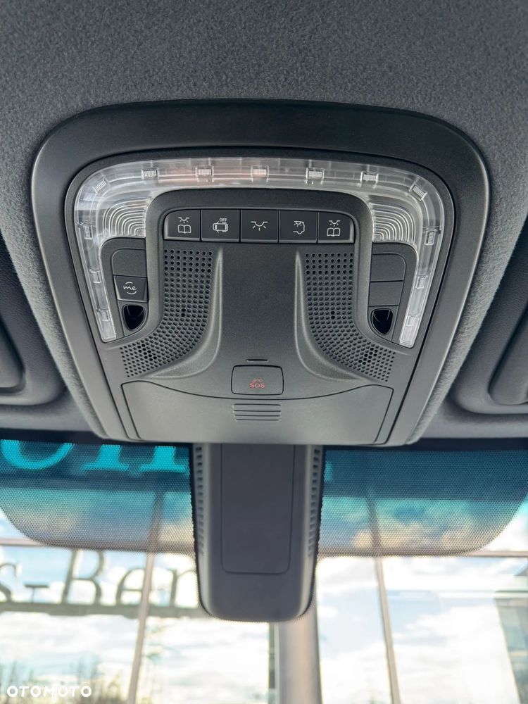 Mercedes-Benz Sprinter - 29