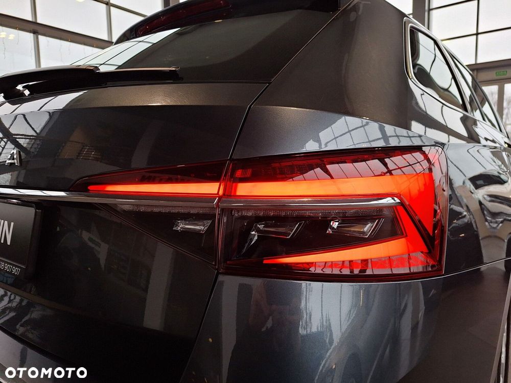 Skoda Superb 2.0 TDI SCR Ambition DSG - 9