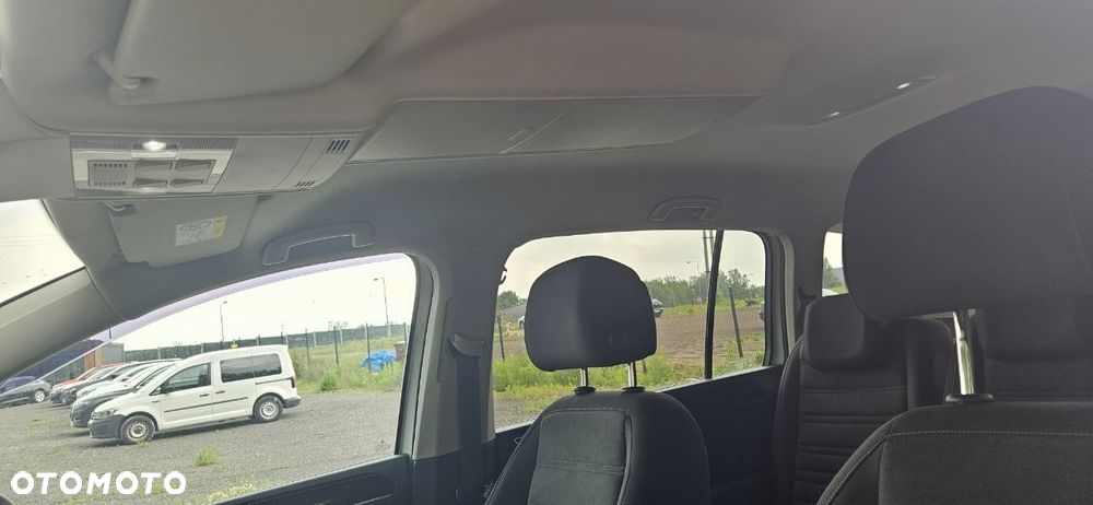Volkswagen Touran 1.5 TSI EVO Highline DSG - 37