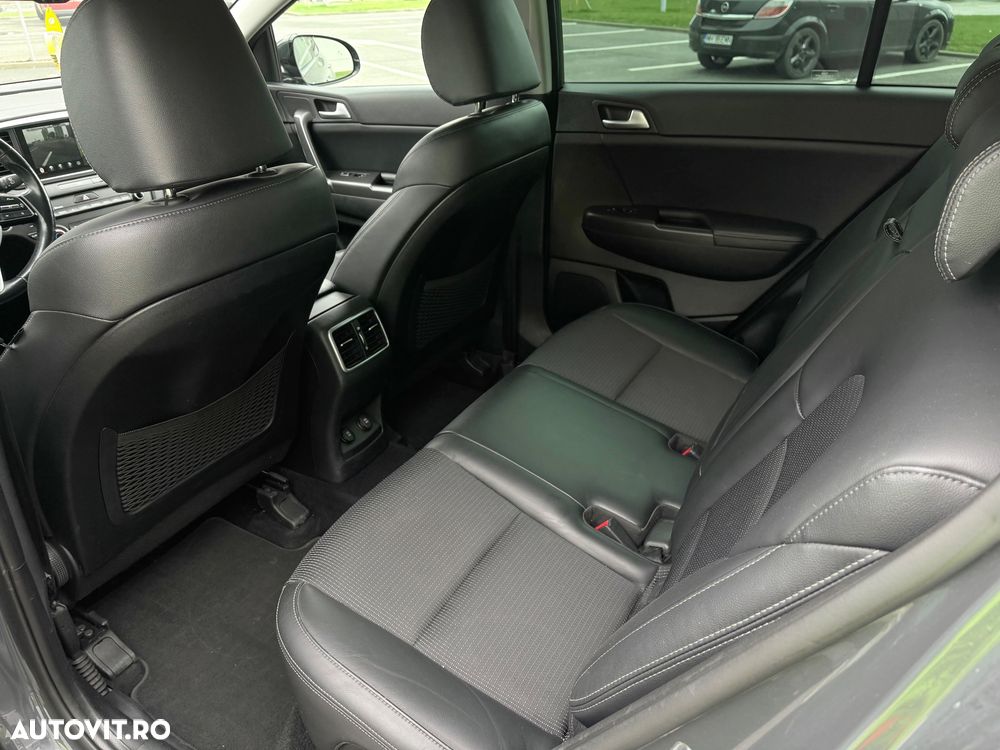 Kia Sportage 1.6 CRDI 2WD VISION - 11