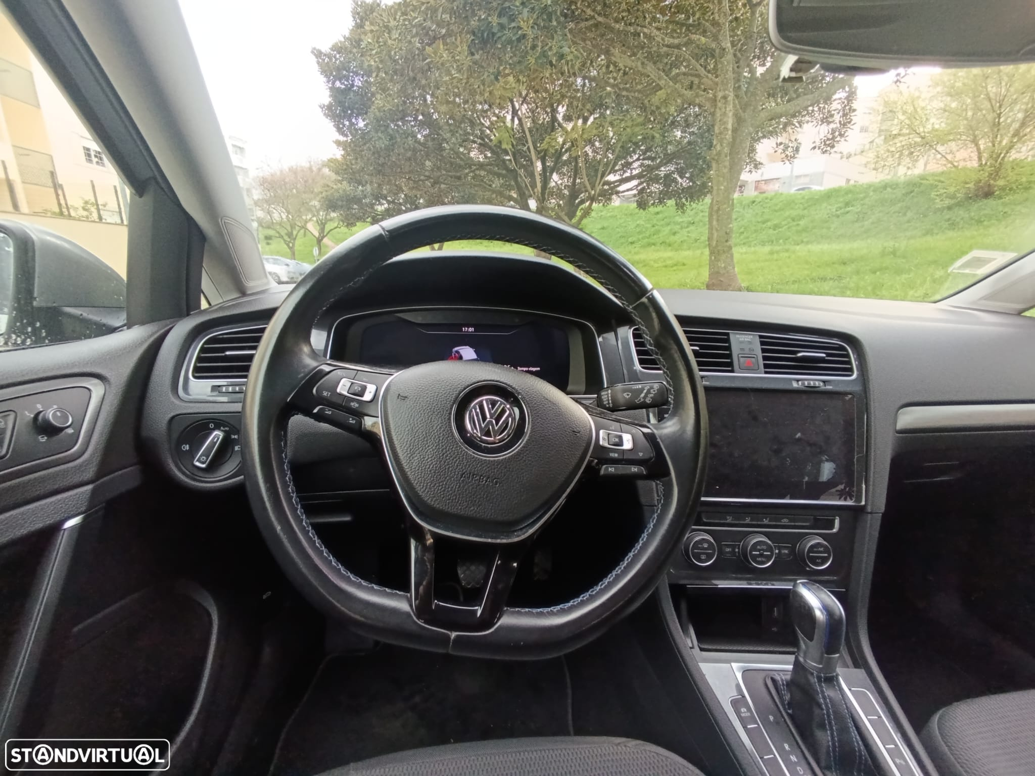 VW e-Golf AC/DC - 13