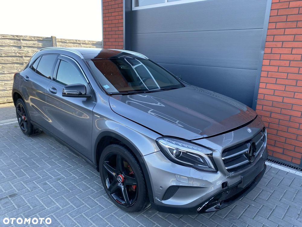 Mercedes-Benz GLA 200 CDI 7G-DCT Edition 1 - 3
