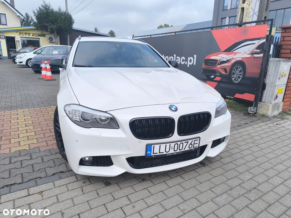 BMW Seria 5 535d Sport-Aut - 32