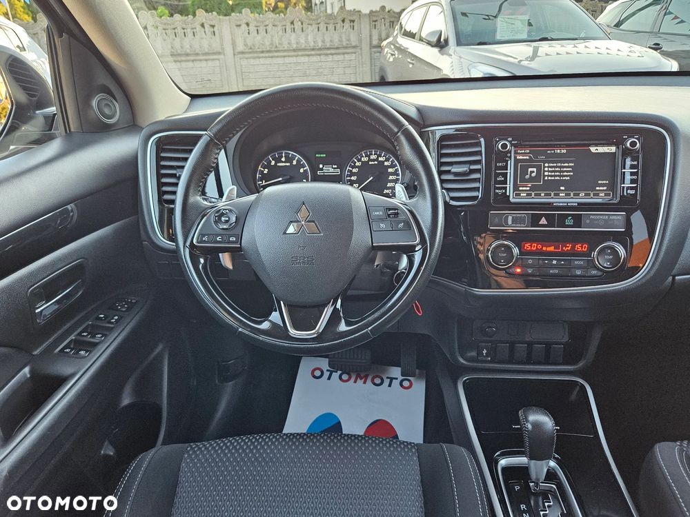 Mitsubishi Outlander 2.0 Instyle Navi CVT - 5