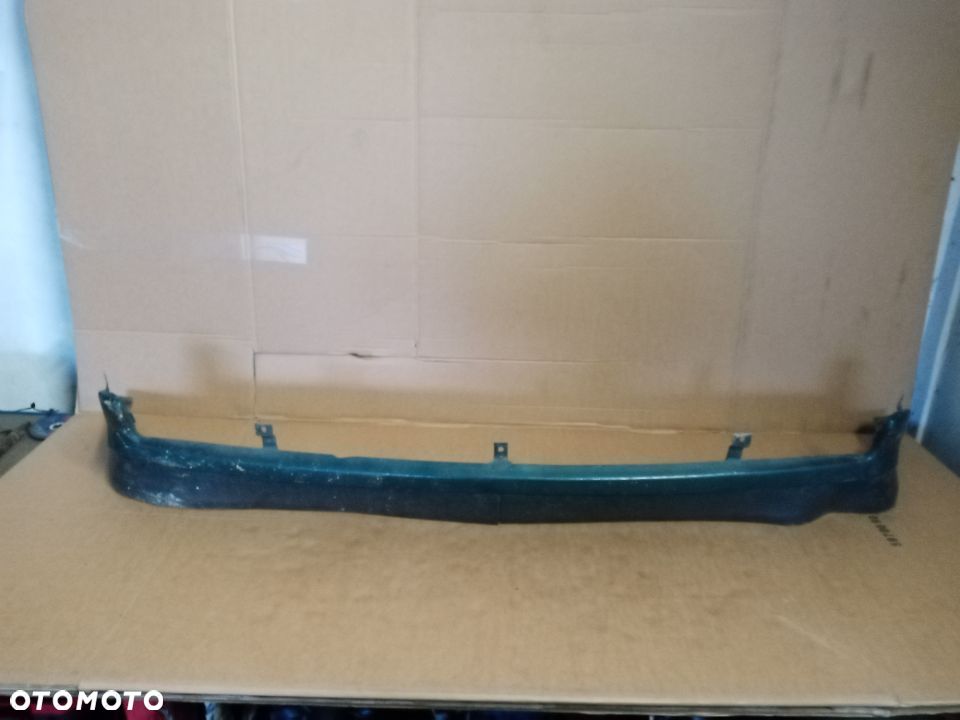 Spoiler dokładka  zderzaka hokej Seat cordoba  6K0805904 - 1