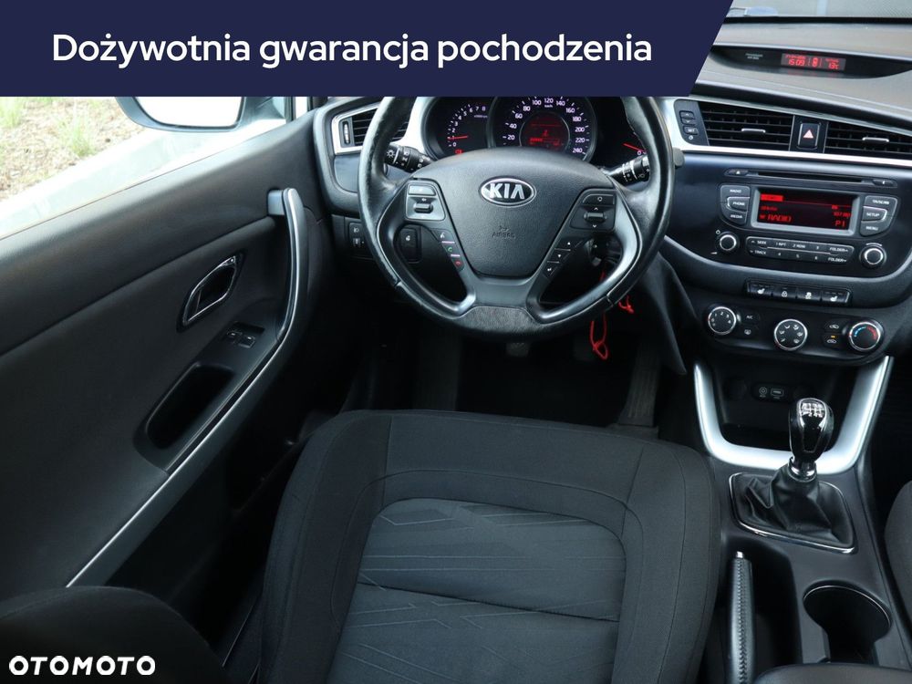 Kia Ceed - 9