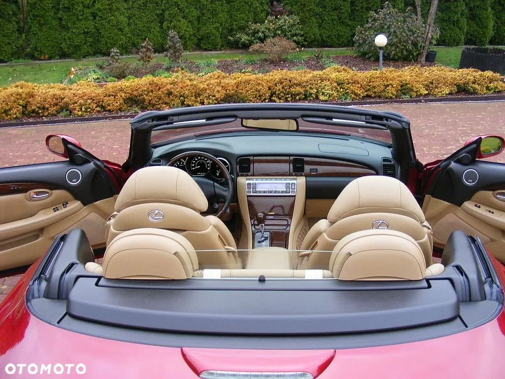 Lexus SC 430 - 28