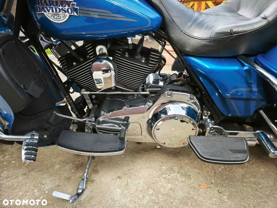 Harley-Davidson FLHTCU Ultra - 8