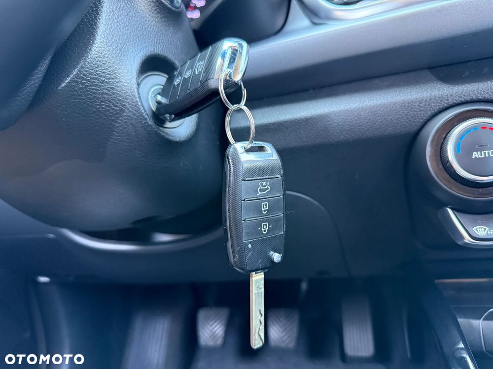 Kia Rio 1.2 Business Line - 24