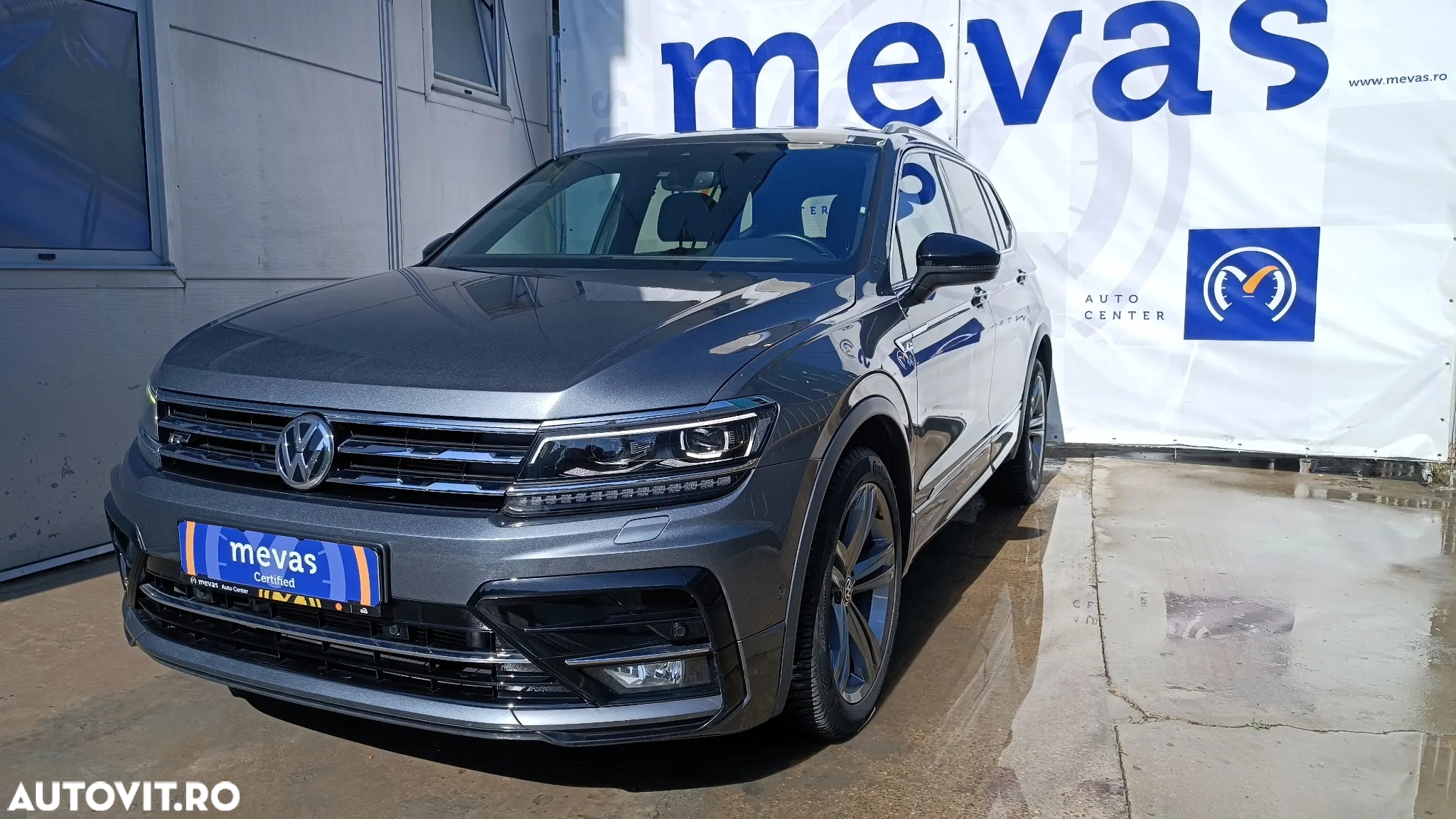 Volkswagen Tiguan 2.0 TDI DSG 4Mot Highline - 12