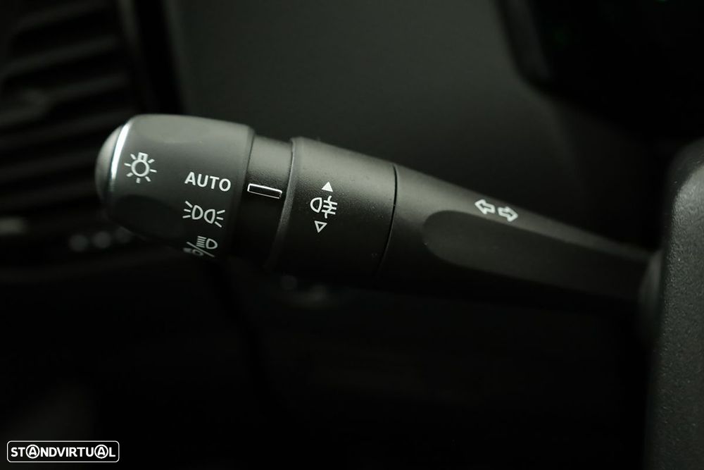 DS DS4 1.6 PureTech Rivoli EAT8 - 17