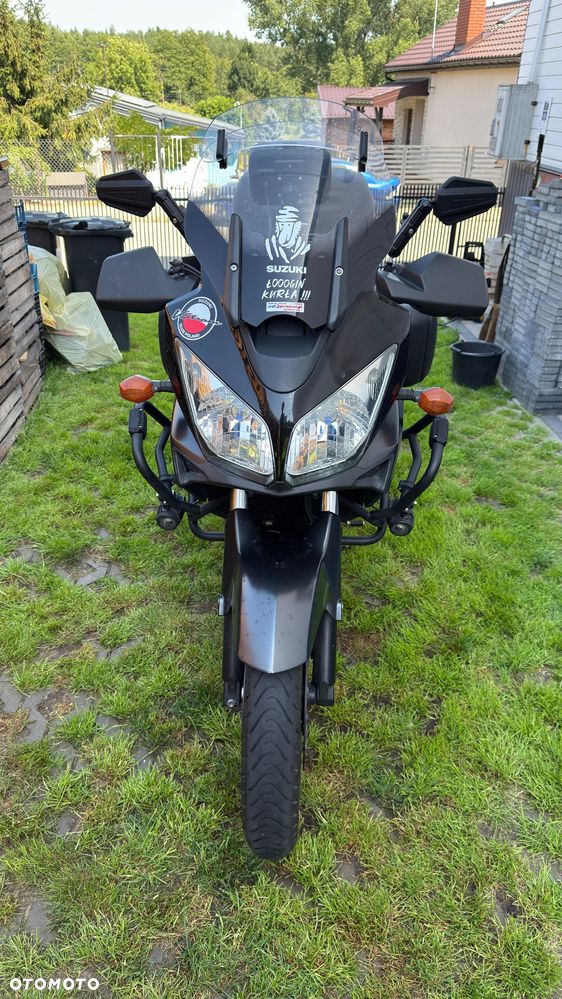 Suzuki V-STROM - 1