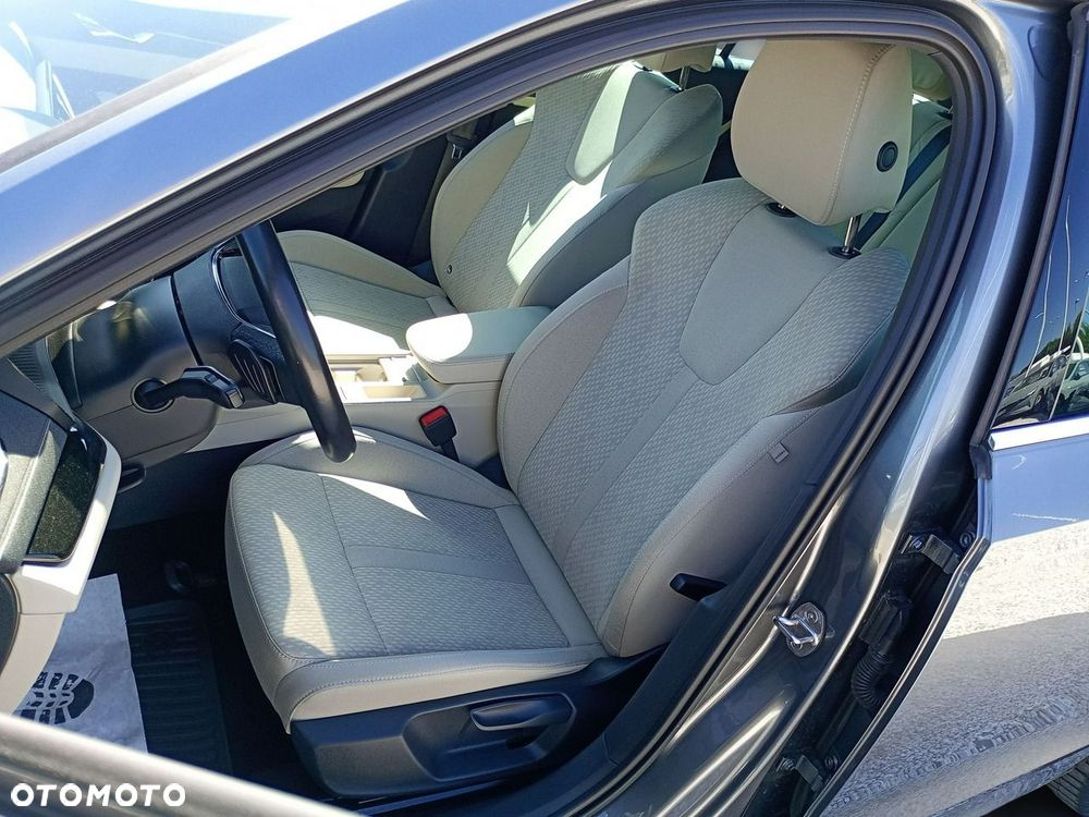 Skoda Octavia 2.0 TDI Style DSG - 21