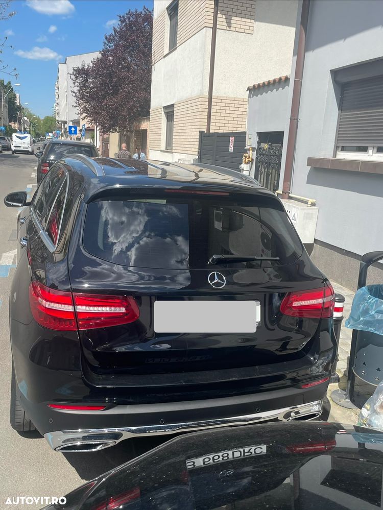 Mercedes-Benz GLC - 9