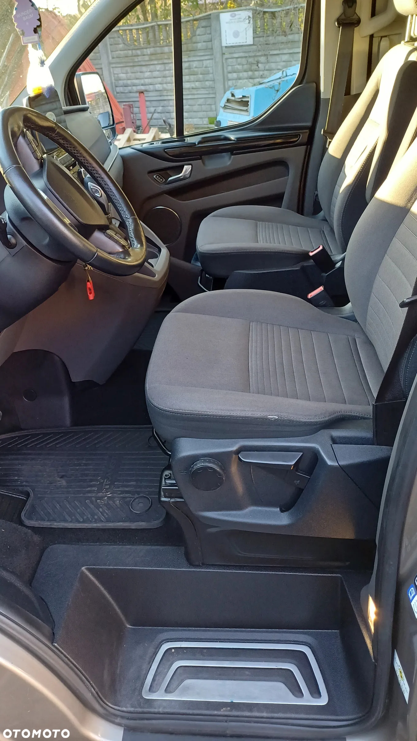 Ford Tourneo Custom 2.0 TDCi L1 Titanium SelectShift - 7
