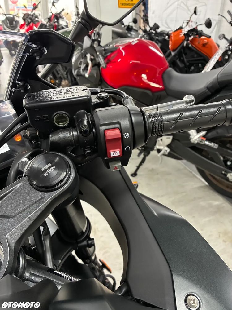 Honda CBR - 9
