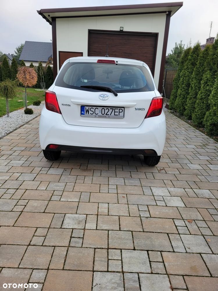 Toyota Yaris - 4