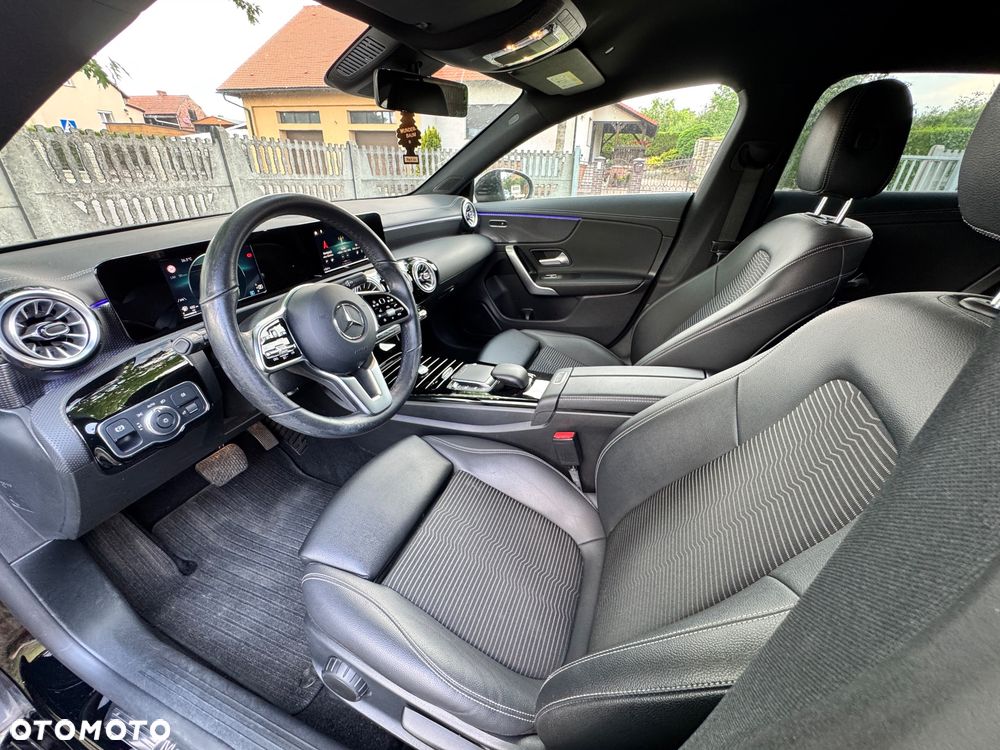 Mercedes-Benz CLA 200 d Progressive 8G-DCT - 6