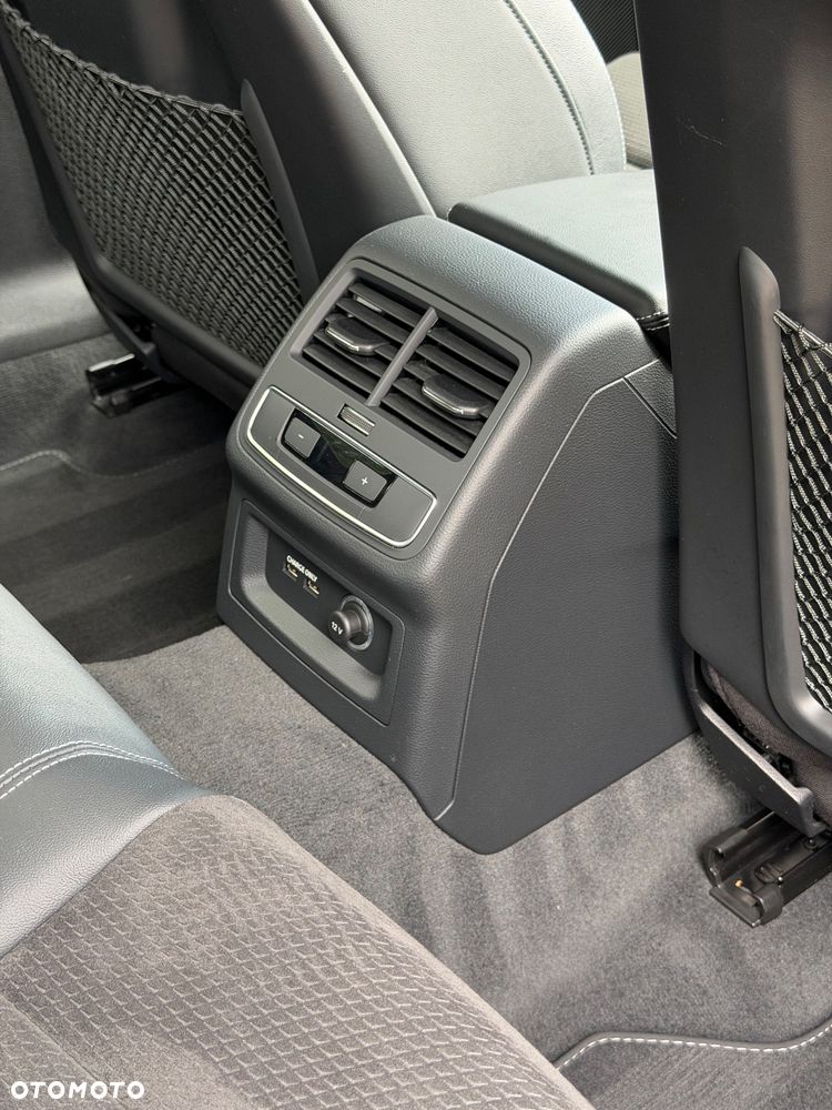 Audi A4 Limousine 40 TDI S Line S tronic - 28